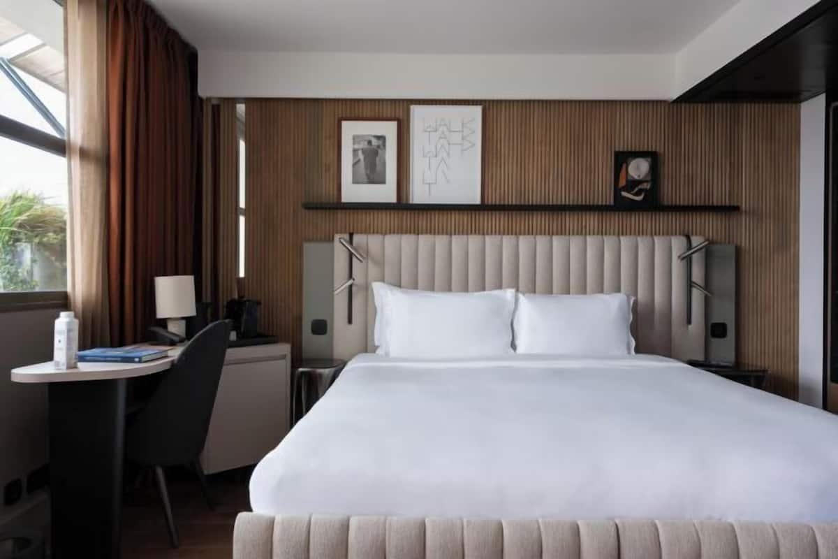 Premium bedding, Select Comfort beds, minibar, in-room safe