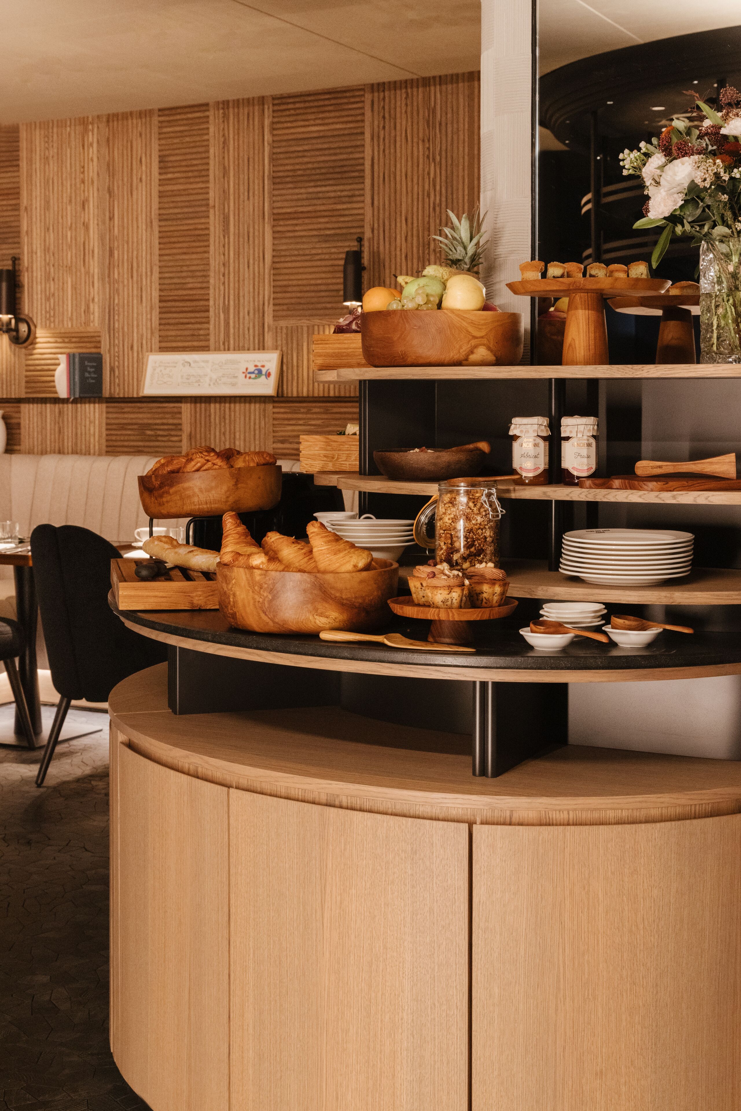 Dagelijks continentaal ontbijt (EUR 25 per persoon)