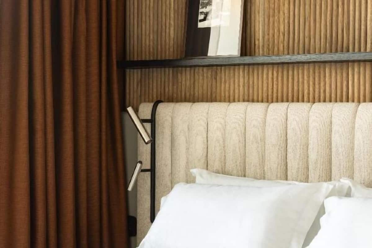 Premium-sengetøj, Select Comfort-senge, minibar, pengeskab på værelset