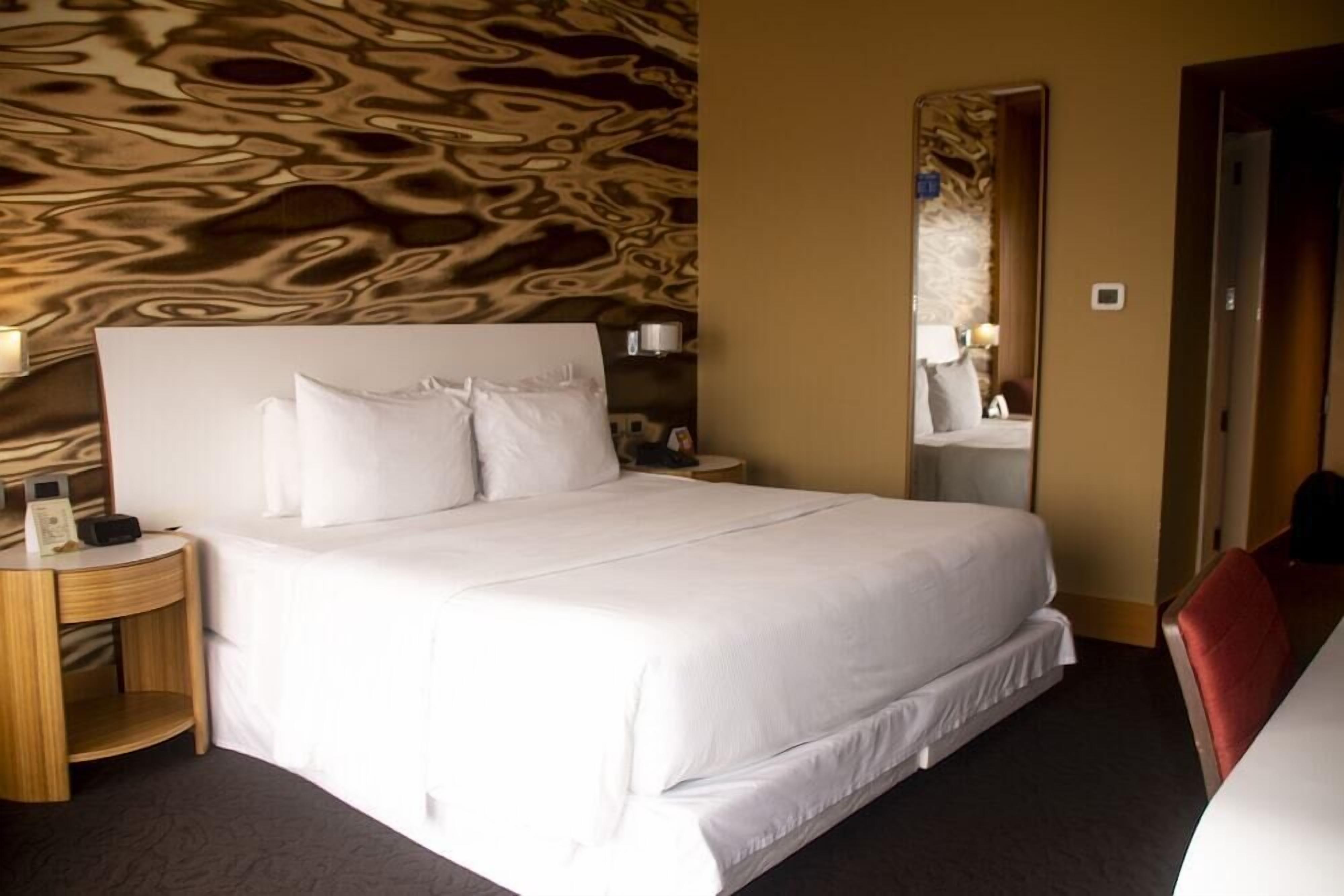 Literie de qualité, couette en duvet, minibar, coffre-fort