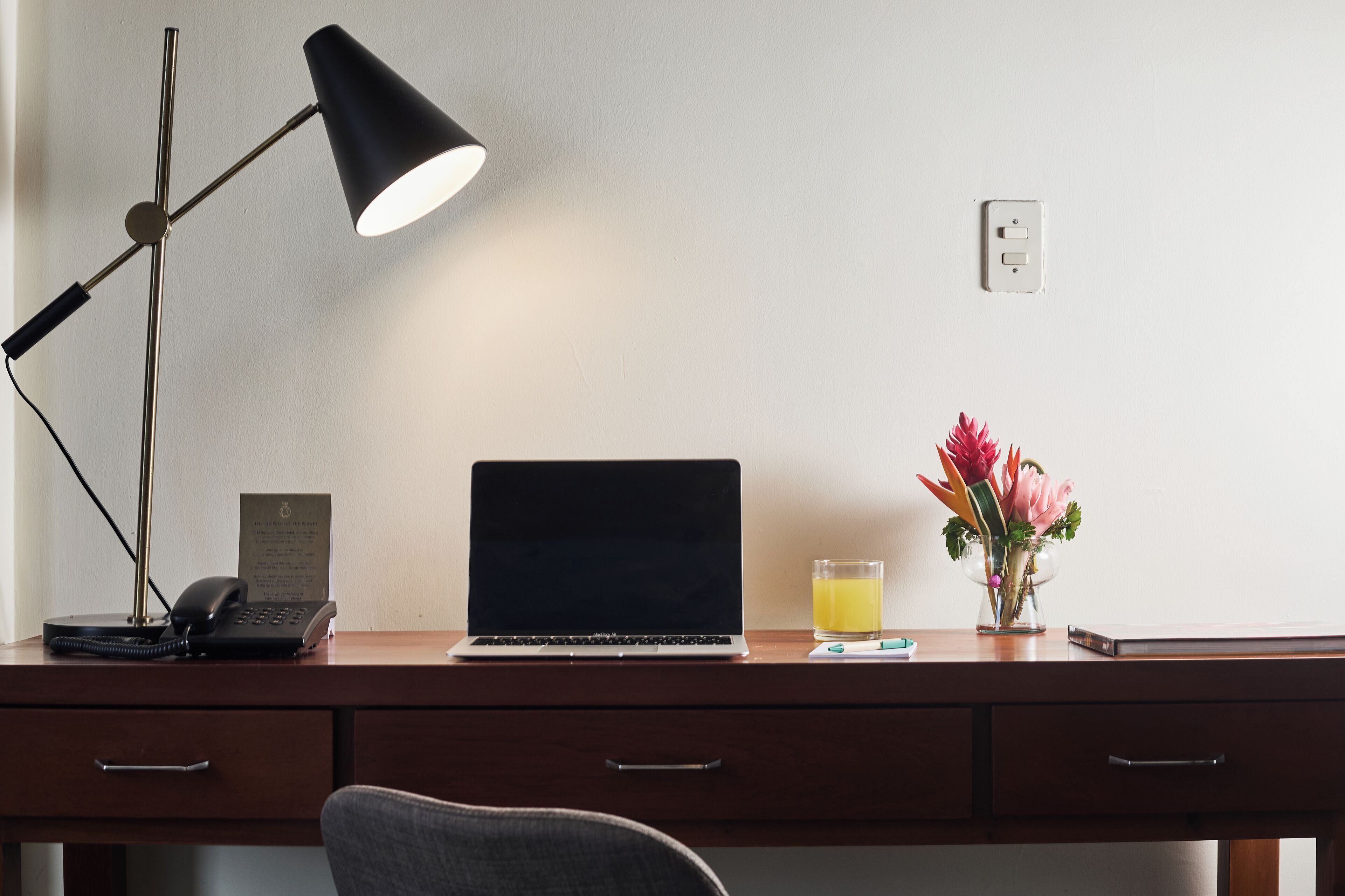 Photo - El Dorado Classic Hotel