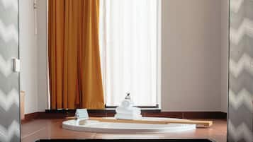 Suite | Bathroom | Hair dryer, soap, shampoo, toilet paper
