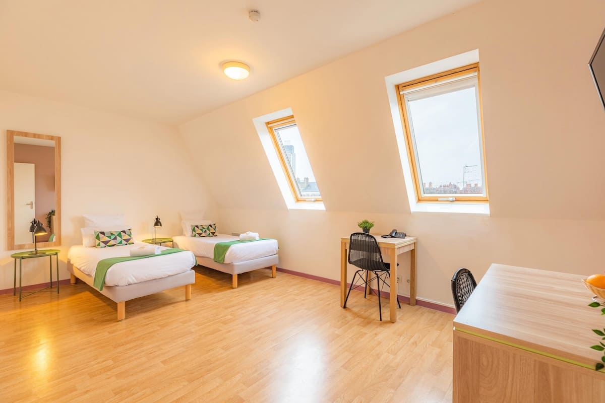 Studio, 2 lits une place