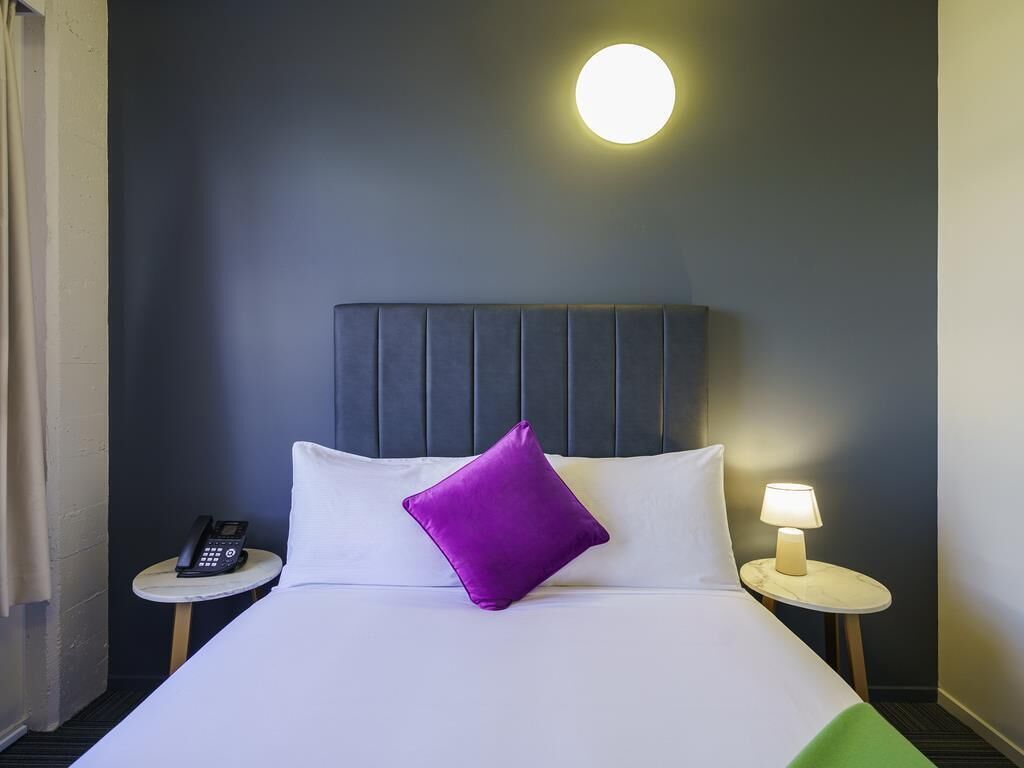 Apartment, 3 Bedrooms (3 Queen beds) | In-room safe, desk, iron/ironing board, free WiFi