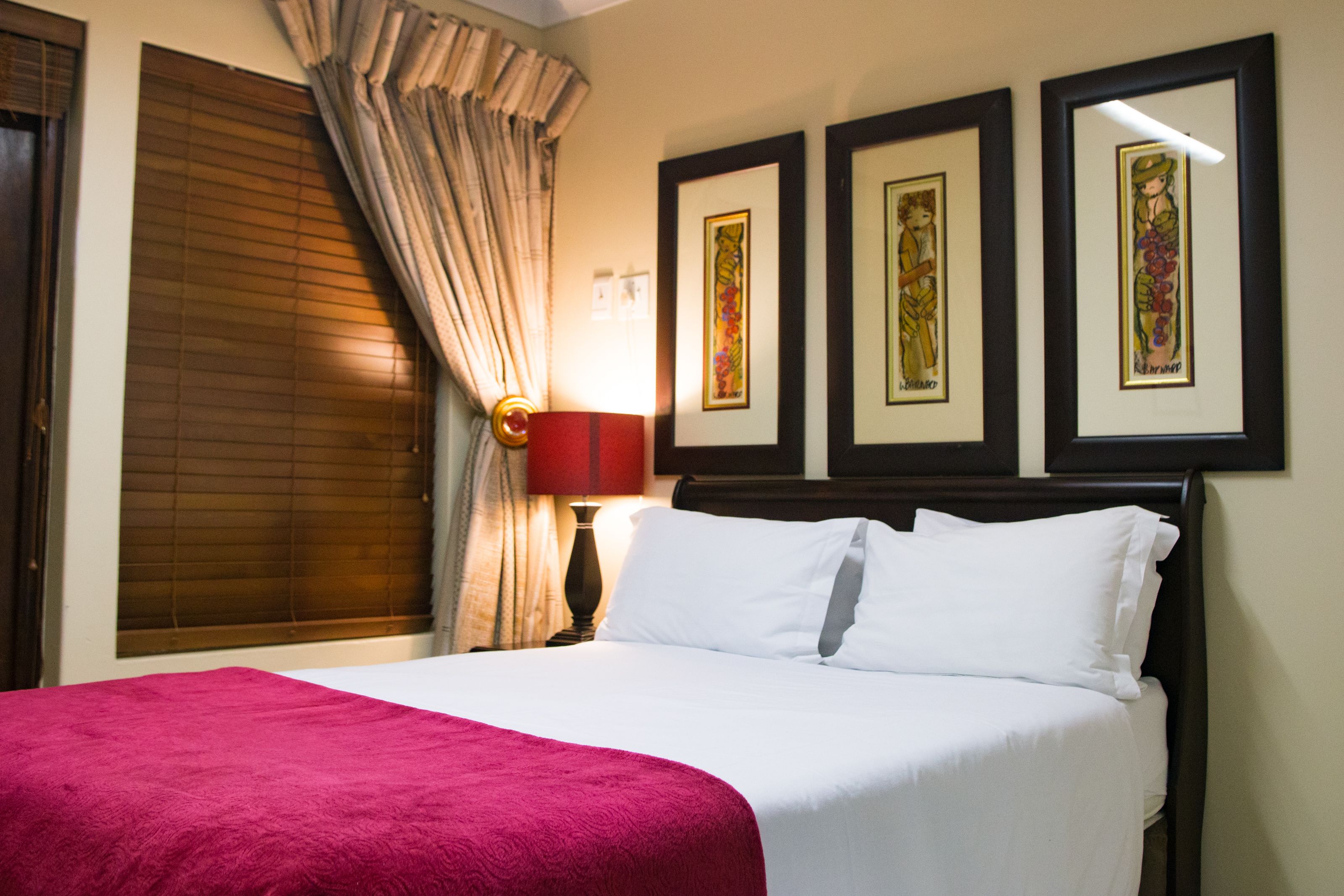 Chambre Standard | Coffres-forts dans les chambres, bureau