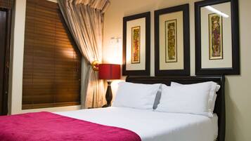 Chambre Standard | Coffres-forts dans les chambres, bureau