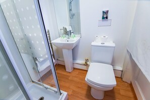 Bathroom - Eaton Square Hotel (London)