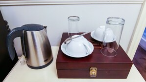 Double Room | Room amenity - Eaton Square Hotel (London)