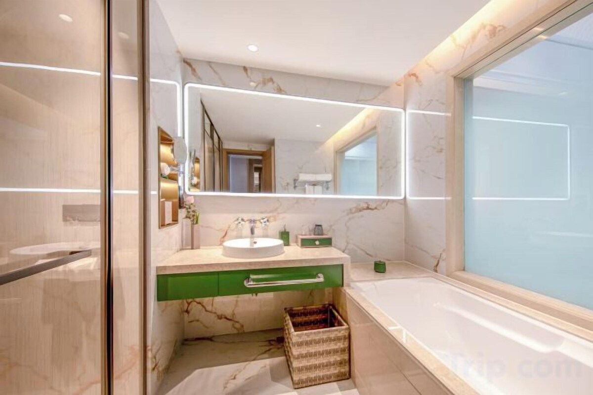 Superior 2-Bed Room