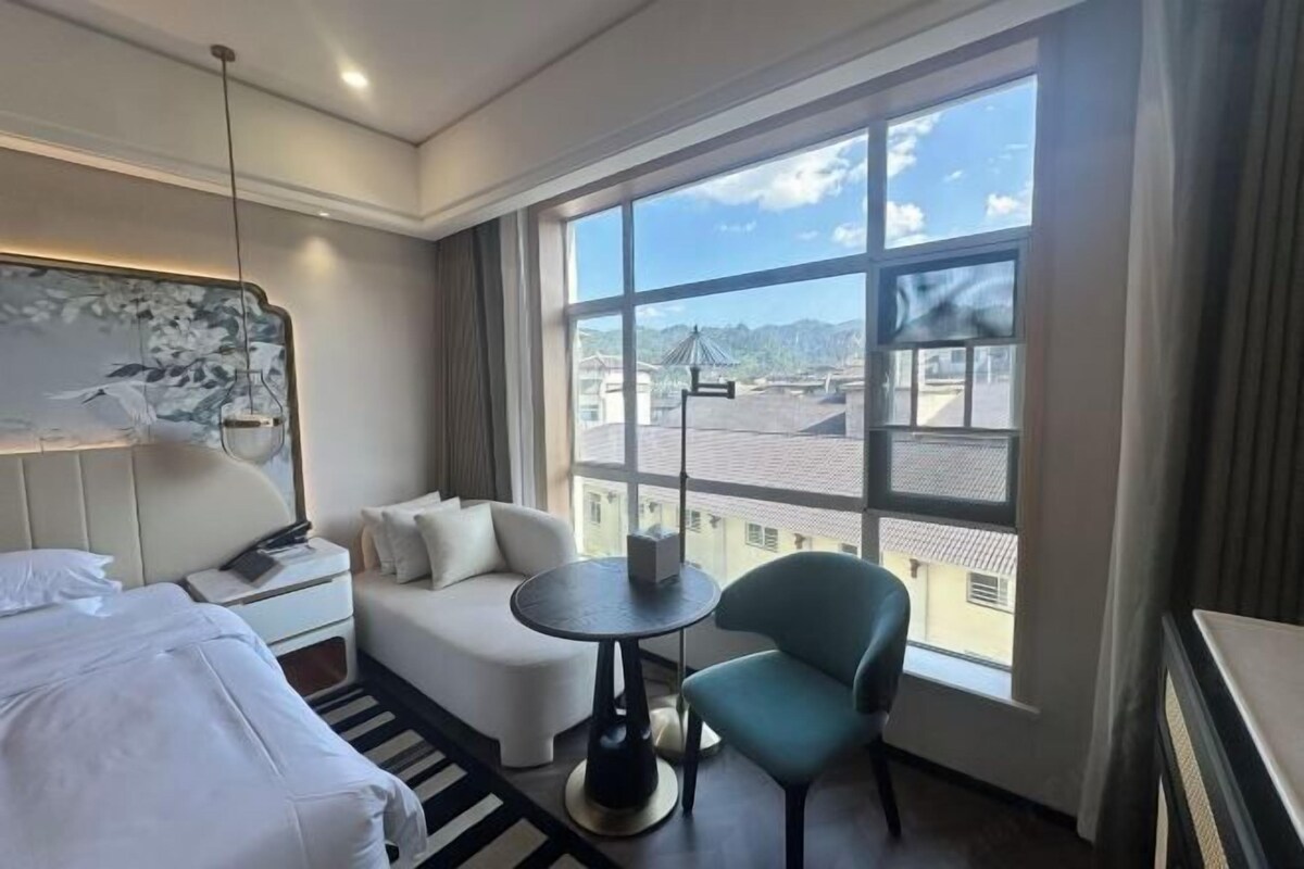 Premium bedding, down duvets, memory-foam beds, minibar