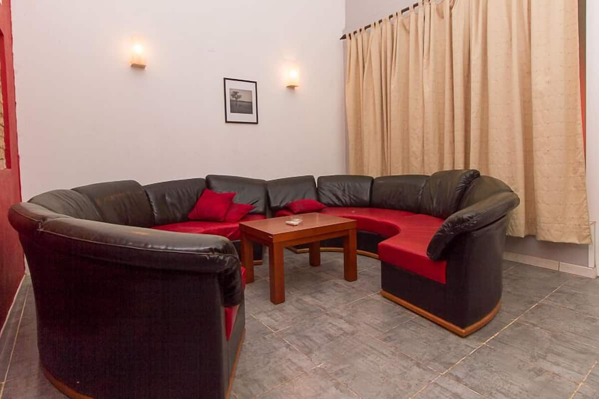 24-inch tv with satellite channels, dvd player, pay films