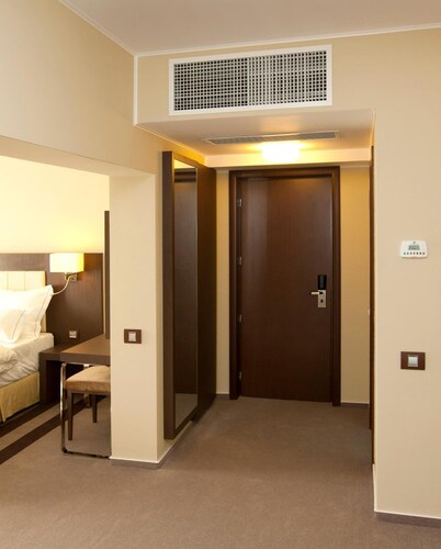 Pietroasa Hotel, Buzau