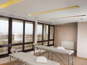 Spa - Pietroasa Hotel, Buzau (Buzau)