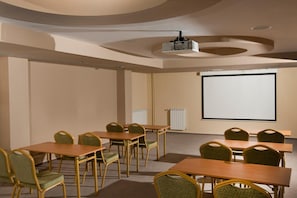 Meeting facility - Pietroasa Hotel, Buzau (Buzau)