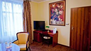 Suite, 1 Bedroom, Non Smoking | Living area