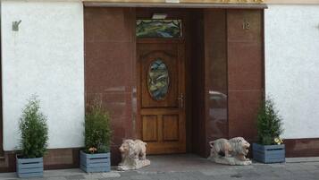 Voorkant van accommodatie