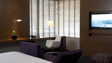 Egyptian cotton sheets, hypo-allergenic bedding, down comforters