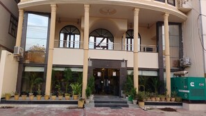 Exterior - Optimum Tara Palace (Agra)