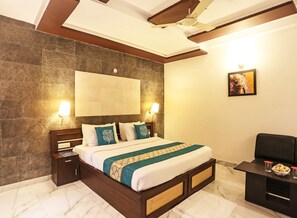 Family Quadruple Room - Optimum Tara Palace (Agra)