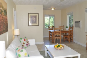 Suite, 1 Bedroom, Non Smoking (1 King Bed) | Living area | Flat-screen TV