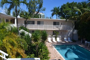 Exterior - Cocobelle Resort - Near Bonnet House Museum and Gardens (Fort Lauderdale)