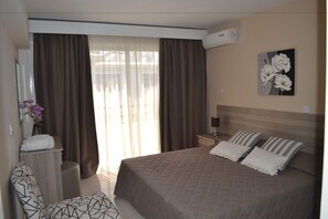 Suite, 3 Bedrooms | In-room safe, soundproofing, iron/ironing board, rollaway beds - Marianna (Limassol)