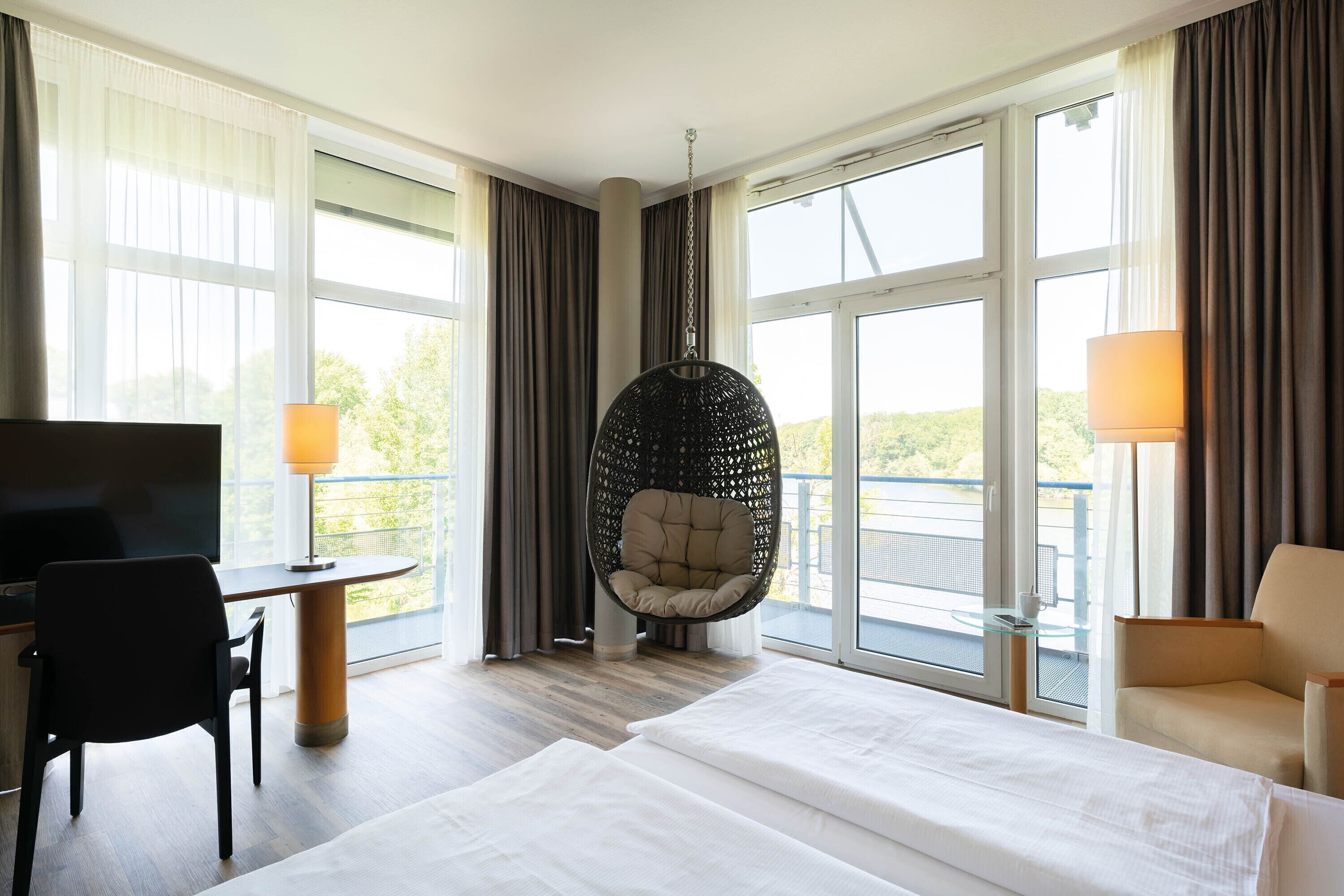 Allergikerbettwaren, Zimmersafe, Schreibtisch