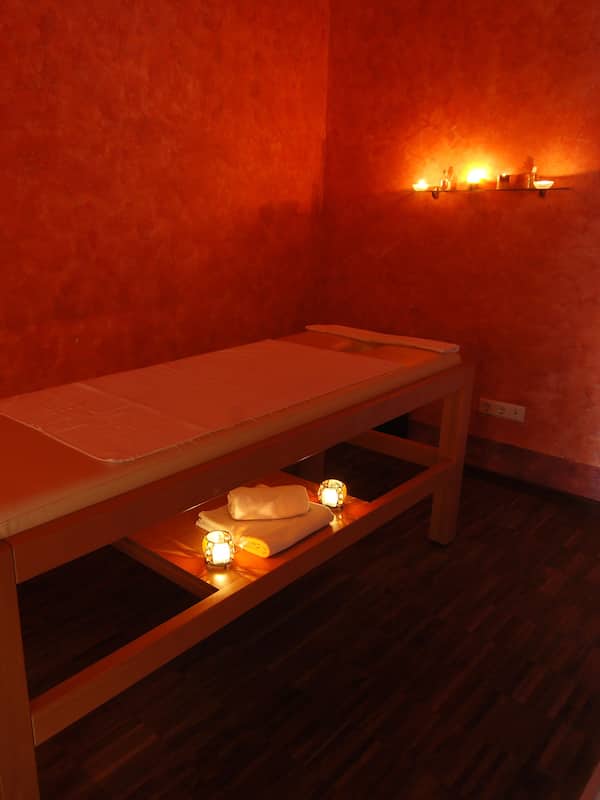 Sauna, vasca idromassaggio, bagno turco/hammam, trattamenti per il corpo