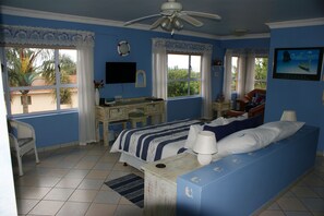 ペントハウス | セーフティボックス (室内)、客室ごとに異なる装飾、客室ごとに異なるインテリア、デスク