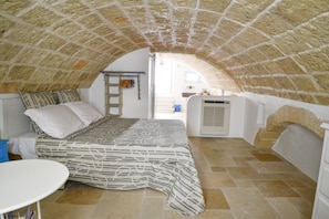 Room - La Porta Vecchia (Monopoli)