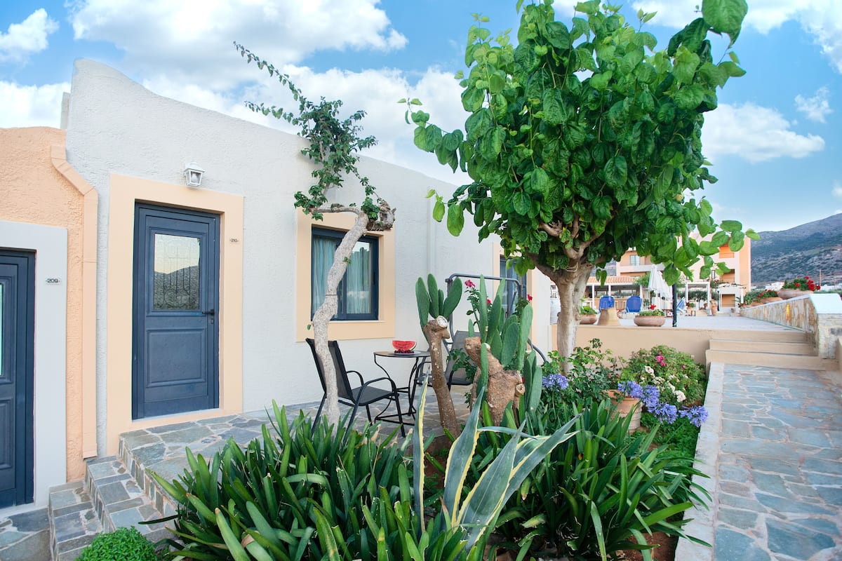 Superior Studio | Courtyard view