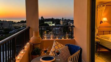 Deluxe Suite, Sea View | Lanai