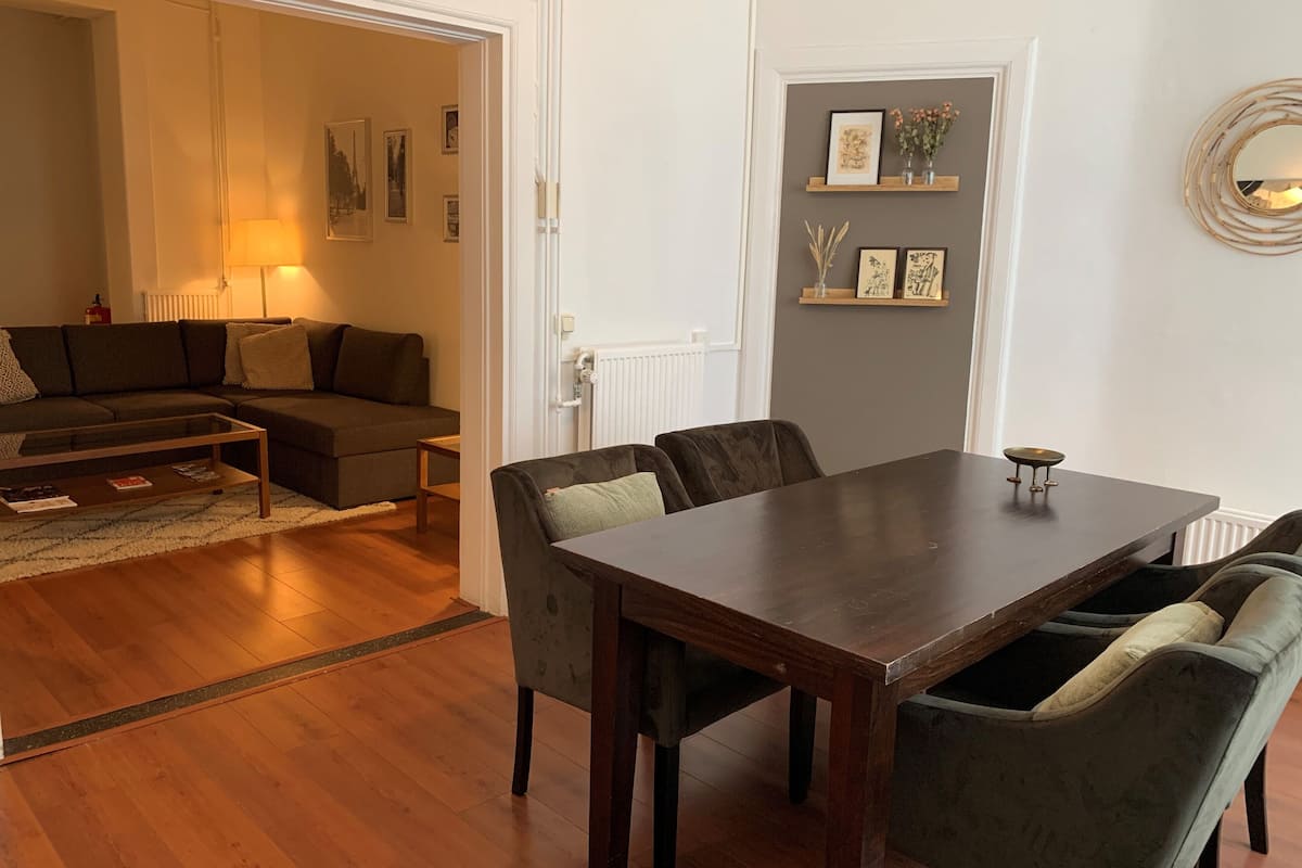Apartment | Living area | Smart TV