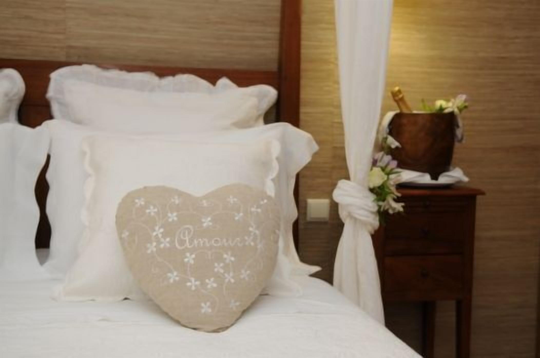 hypo-allergenic bedding, individually decorated, individually furnished