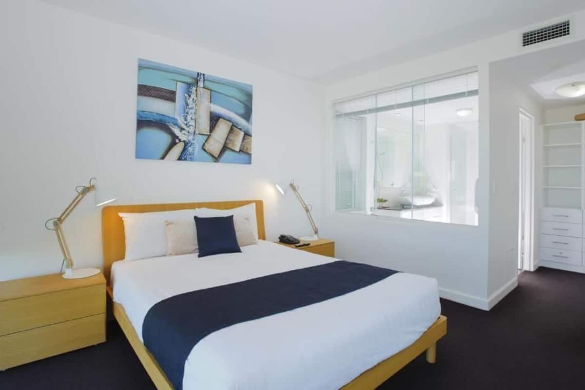 Apartment, 2 Bedrooms, Ocean View | Premium bedding, pillowtop beds, individually decorated
