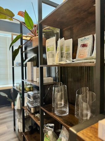 Couples treatment rooms, body treatments, aromatherapy. BKs Premier Motel Palmerston North
