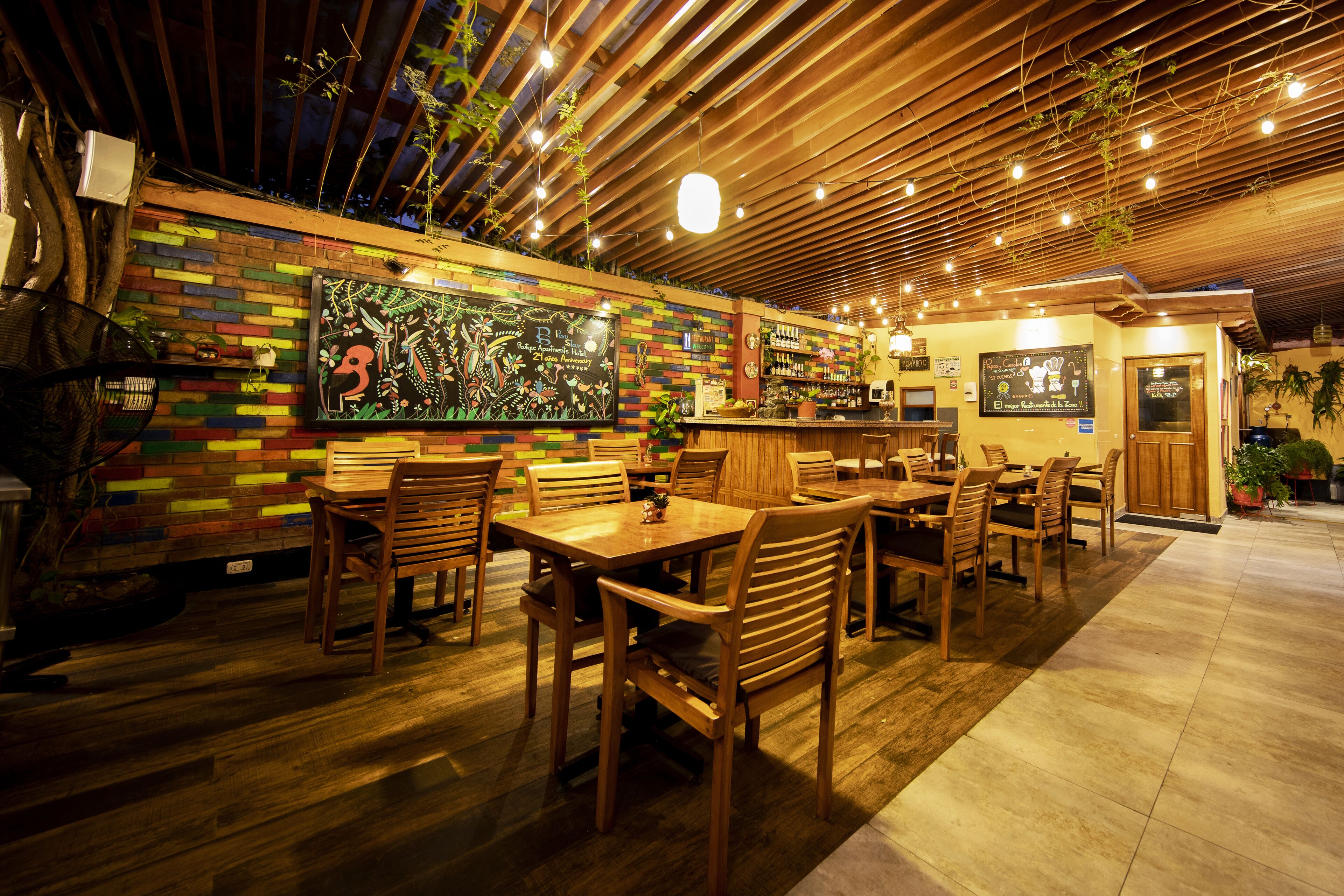 複式房屋 | 膠囊房