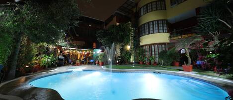 Outdoor pool, sun loungers