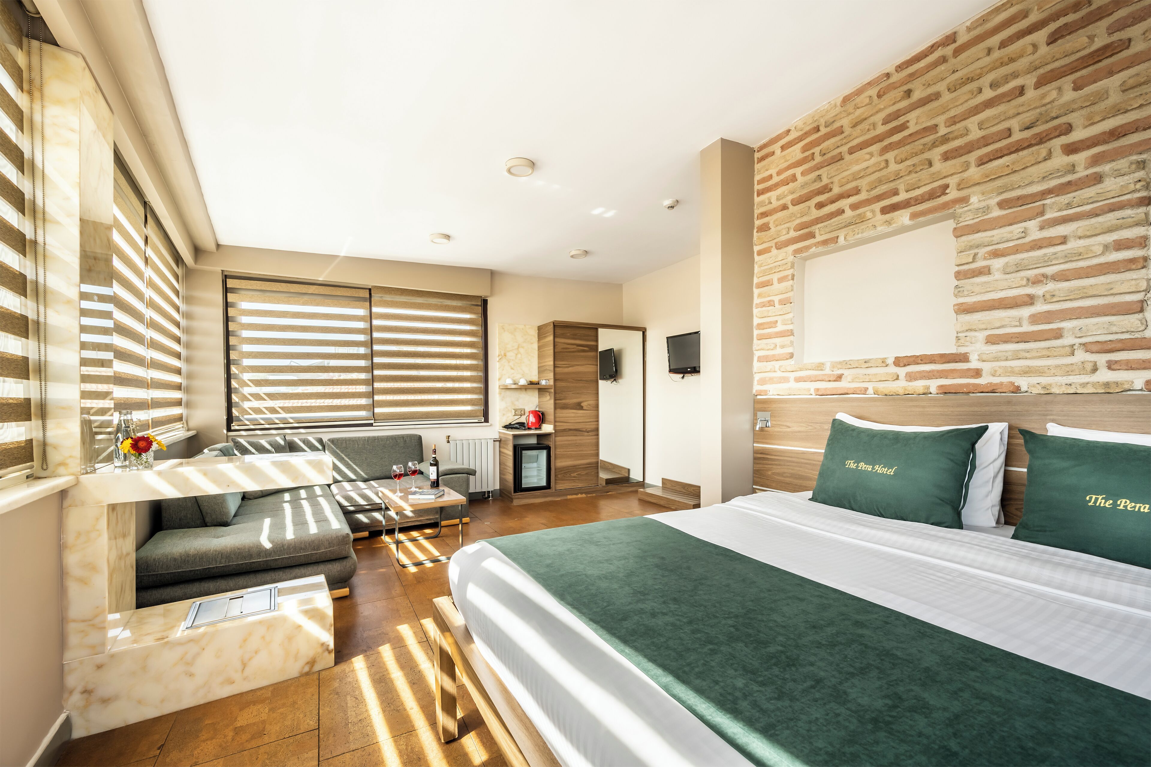 Doppia Deluxe, 1 letto king, vista mare | Biancheria da letto di alta qualità, copriletto in piuma