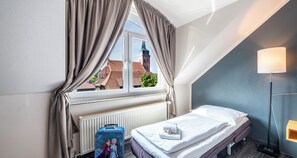 Family room for 2 to 3 adults | Utsikt fra rommet