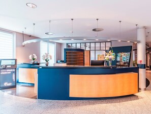 Lobby - PLAZA INN Heidehof (Südheide)