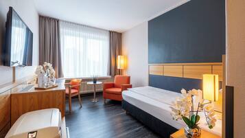 Enkeltrom – standard | Allergitestet sengetøy, minibar, safe på rommet og skrivebord