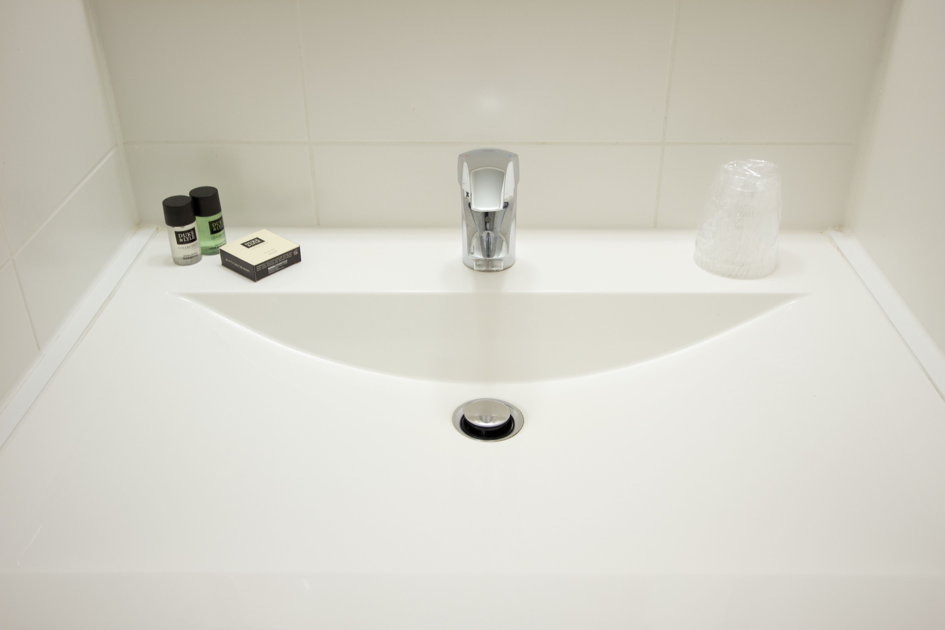 deluxe single room | desk, blackout curtains, iron/ironing board, free wifi