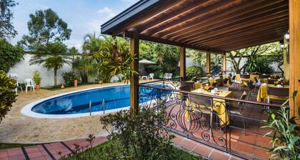 Hotel Portales Del Campestre