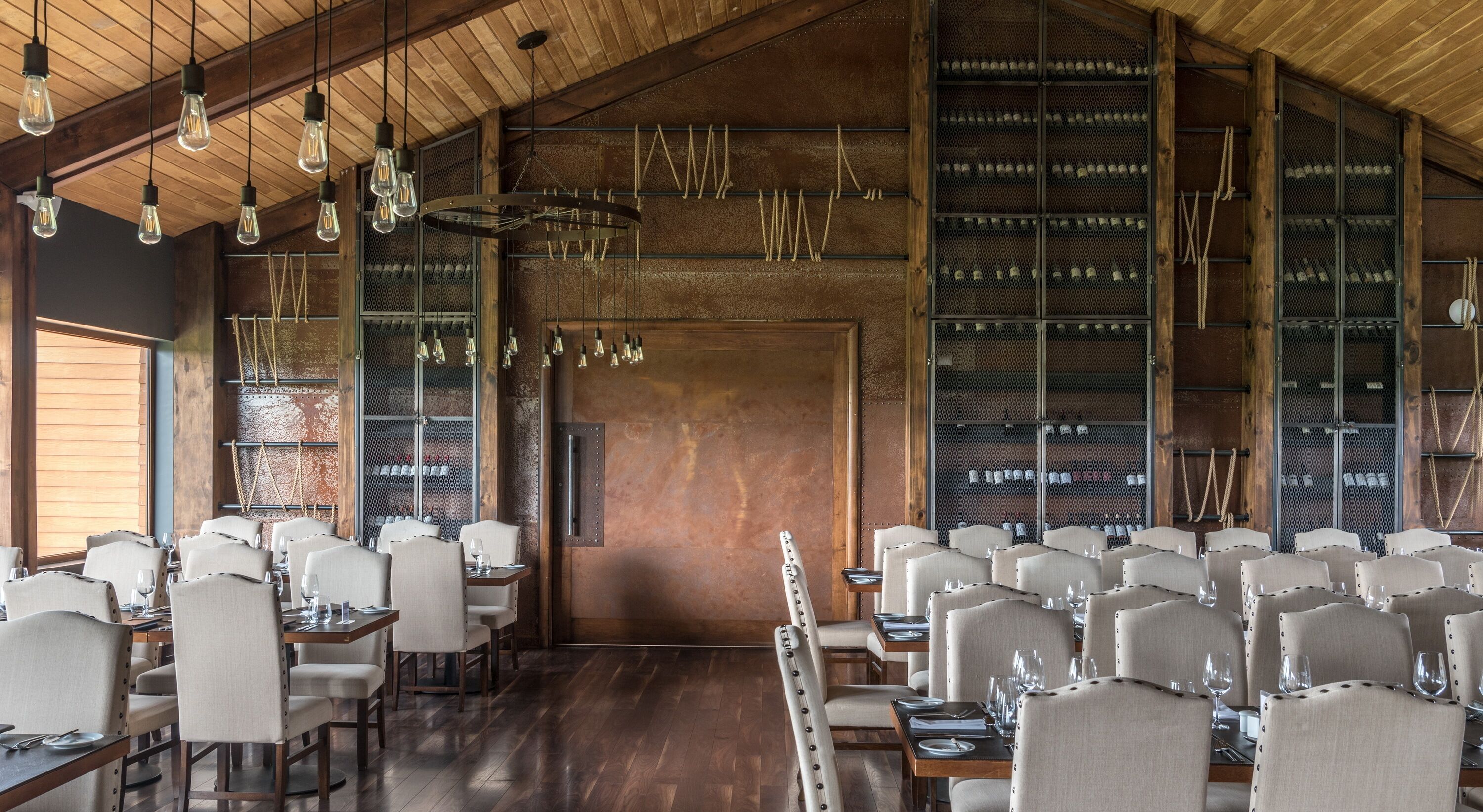 breakfast, lunch, dinner served; regional cuisine, garden views