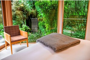 The Duchess's Room | 6 bedrooms, Egyptian cotton sheets, premium bedding, down comforters