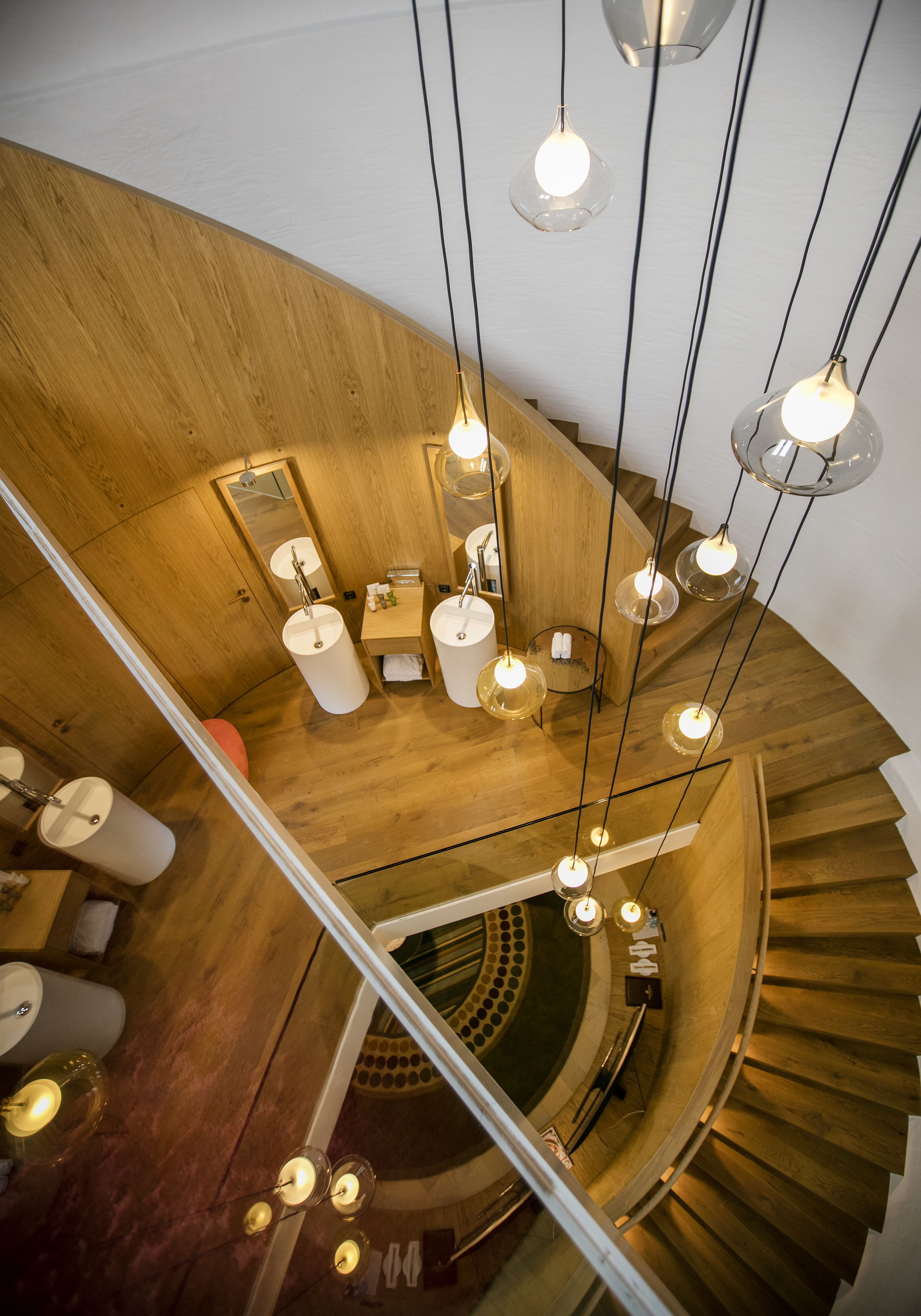 suite | hypo-allergenic bedding, minibar, in-room safe, desk