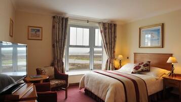 Double Room, Sea View | In-room safe, desk, soundproofing, free WiFi