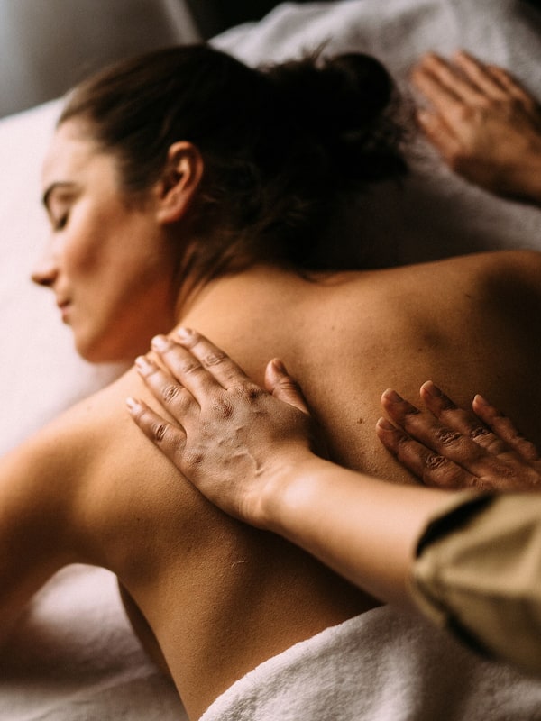 Bagno turco, trattamenti per il corpo, massaggi svedesi, body wrap