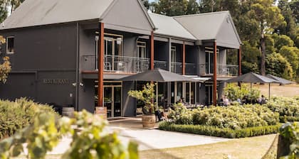 Mantons Creek Estate & Lodge